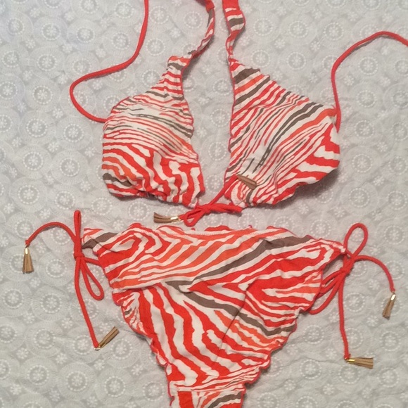 George Ruffled Bikini - Picture 7 of 8